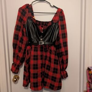 SHEIN Red and Black Plaid Garment